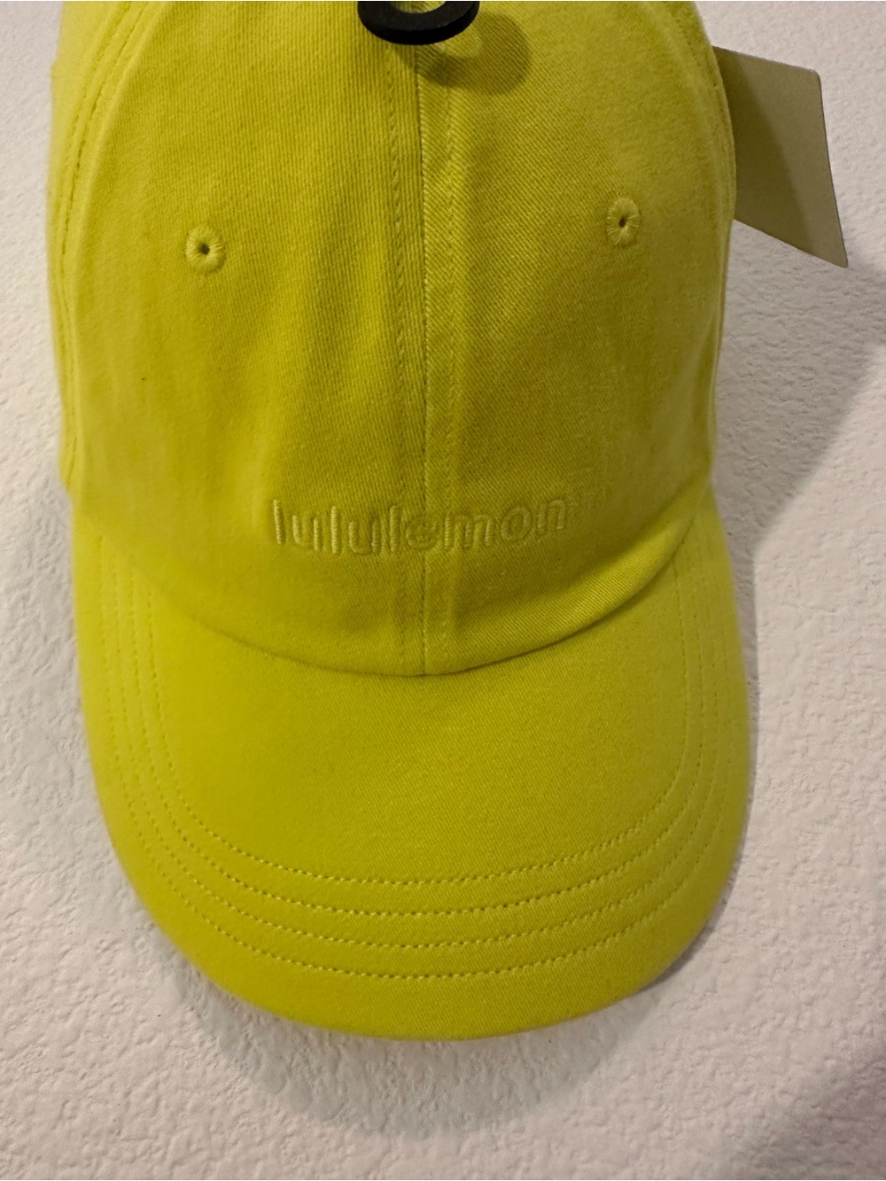 Lululemon Classic Ball Cap Yellow - Picture 5 of 8